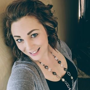 Meet your Posher, Jen